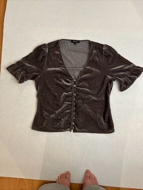 Madewell Velvet Button-Front V-Neck Top in Dark charcoal gray